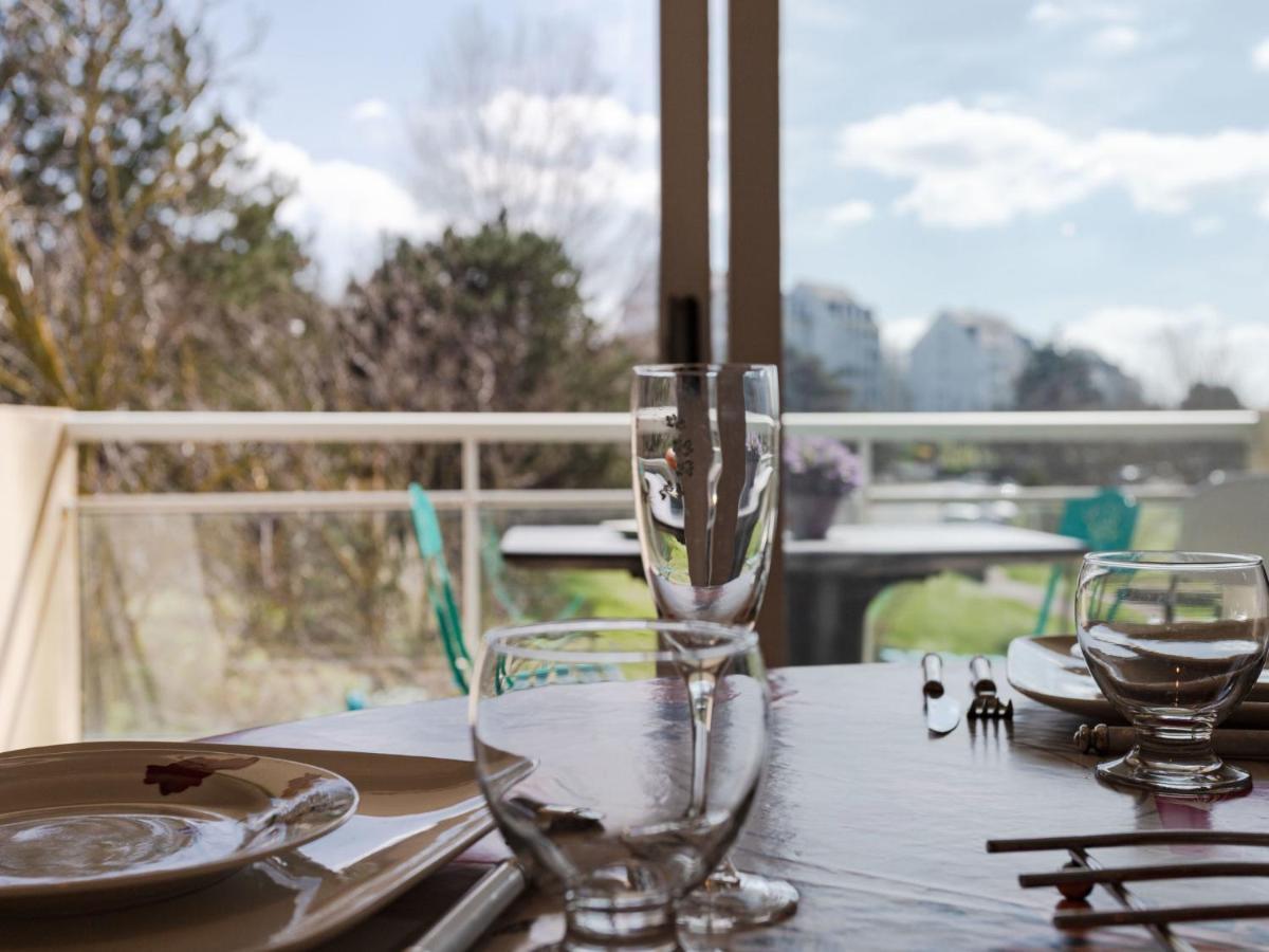 Apartment Le Domaine Des Roches By Interhome Trouville-sur-Mer Buitenkant foto