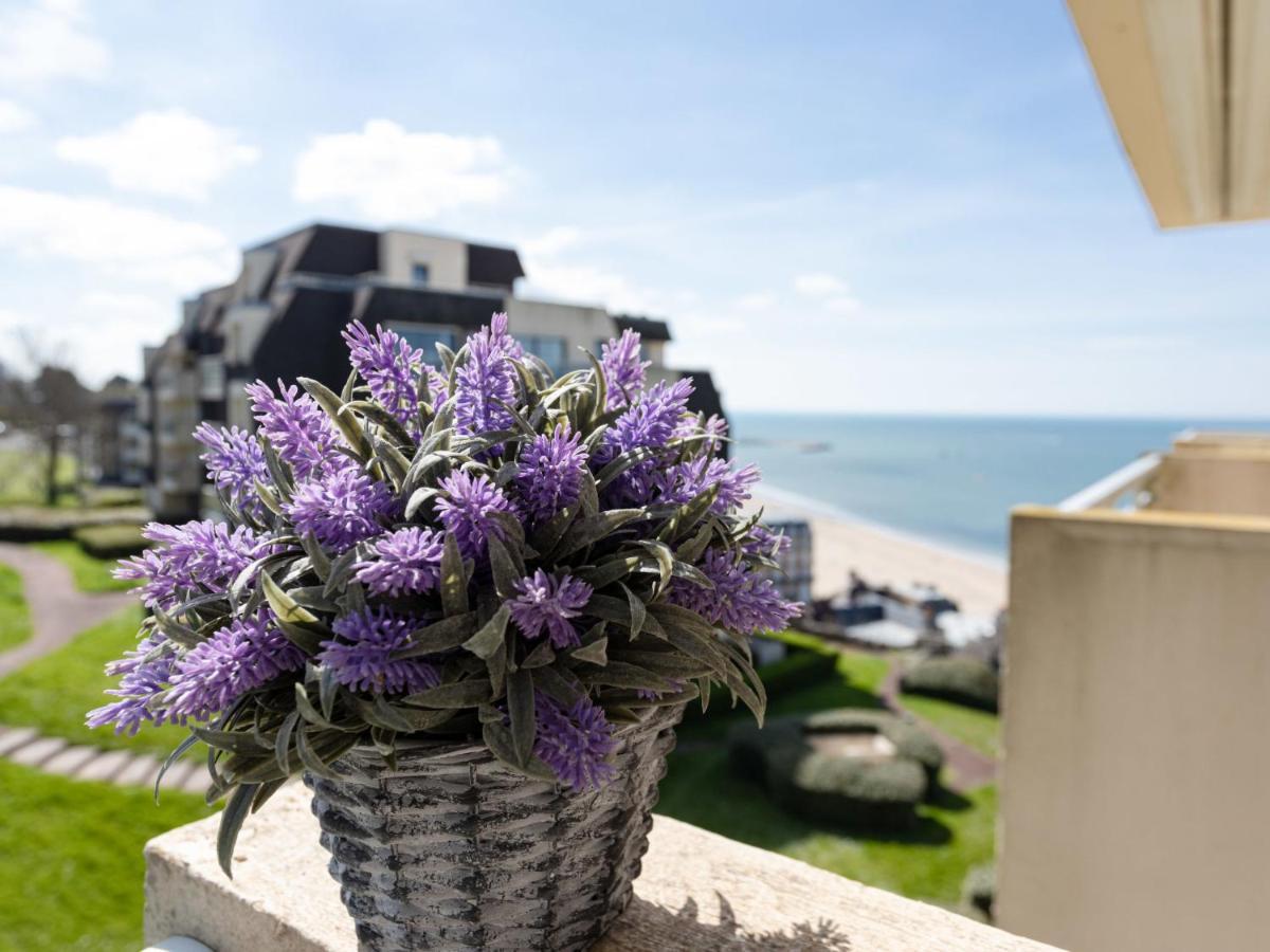 Apartment Le Domaine Des Roches By Interhome Trouville-sur-Mer Buitenkant foto
